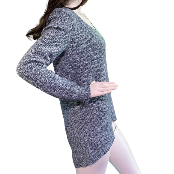 DYNAMITE HIGH-LOW SWEATER SIZE S BLUISH/TURQUOISE IN COLOUR - Picture 6 of 12